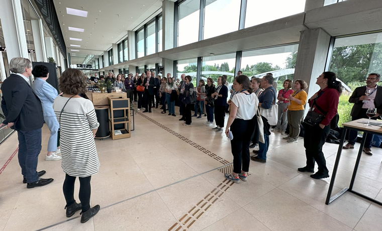 BiblioCon 2024 in Hamburg mit «Apéro-Suisse»