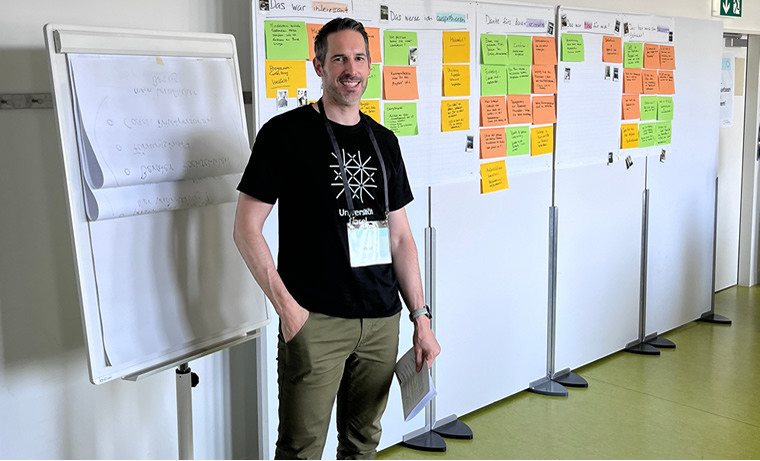 Oliver De Boni von Berinfor an der Unconference 2024 der Universität Basel